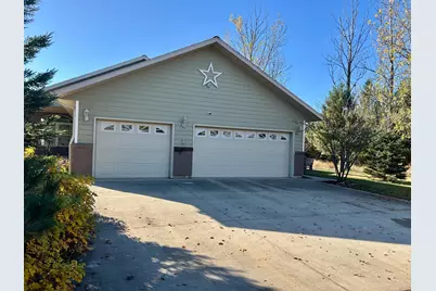 1305 Madison Avenue SW, Wadena, MN 56482 - Photo 4