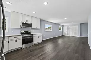 723 Charles Ave, Saint Paul, MN 55104 - Photo 10