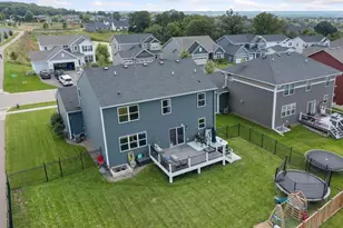 1250 Maple Ln, Carver, MN 55315 - Photo 2