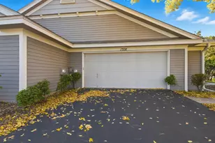 1708 Kerry Ln, Woodbury, MN 55125 - Photo 2