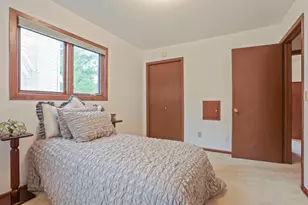 518 Rolls Rd, New Brighton, MN 55112 - Photo 18