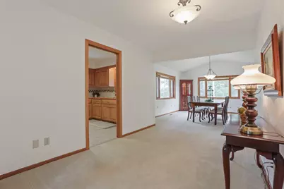 518 Rolls Road, New Brighton, MN 55112 - Photo 14