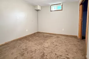 2161 Ross Ave E, Saint Paul, MN 55119 - Photo 8