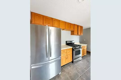 2161 Ross Avenue E, Saint Paul, MN 55119 - Photo 6