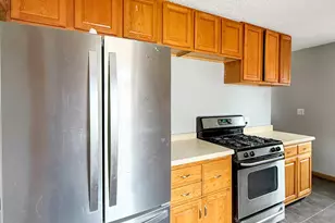 2161 Ross Ave E, Saint Paul, MN 55119 - Photo 6