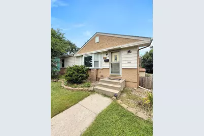 2161 Ross Avenue E, Saint Paul, MN 55119 - Photo 1