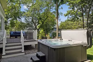 15710 Highwood Dr, Minnetonka, MN 55345 - Photo 72