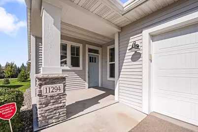 11294 Ivywood Trail, Woodbury, MN 55129 - Photo 4