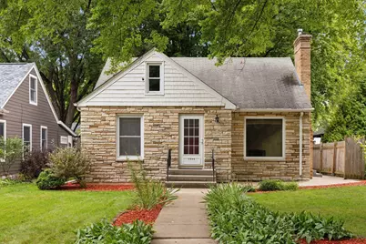 2906 Zenith Avenue N, Robbinsdale, MN 55422 - Photo 1