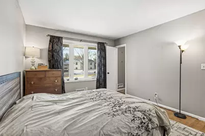 8206 Hemingway Avenue S, Cottage Grove, MN 55016 - Photo 12