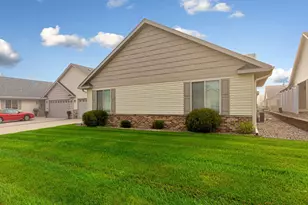 109 Nicklaus Path, Mankato, MN 56001 - Photo 4