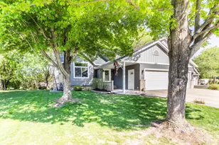 609 Corrine Creek, Sartell, MN 56377 - Photo 2