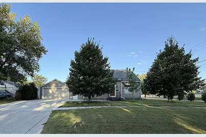 228 S Haven Street, Appleton, MN 56208 - Photo 2