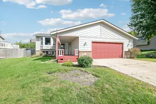 4368 W 141st St, Savage, MN 55378 - Photo 2