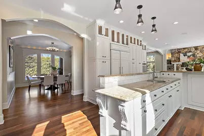 2101 Timberwood Drive, Chanhassen, MN 55317 - Photo 36