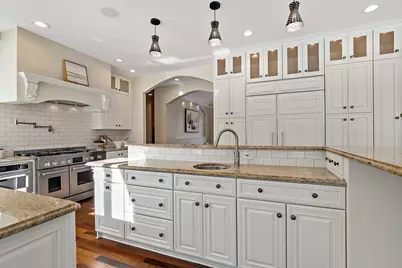 2101 Timberwood Drive, Chanhassen, MN 55317 - Photo 38