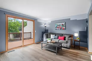 55 River Woods Ln, Burnsville, MN 55337 - Photo 4