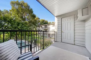 2140 Ridge Dr, Saint Louis Park, MN 55416 - Photo 28