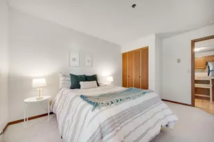 2140 Ridge Dr, Saint Louis Park, MN 55416 - Photo 20