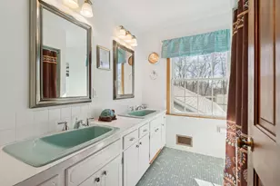 1701 Oakland Rd, Minnetonka, MN 55305 - Photo 18