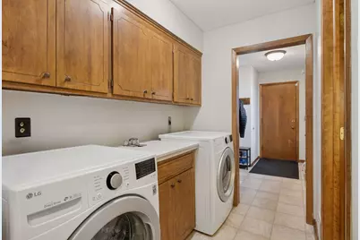 1701 Oakland Road, Minnetonka, MN 55305 - Photo 12