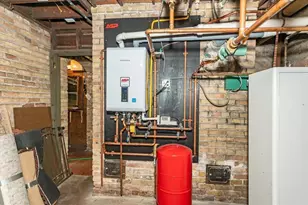 1616 E 1st St, Duluth, MN 55812 - Photo 38