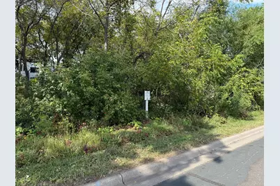 1634 River Shore Drive, Hastings, MN 55033 - Photo 2