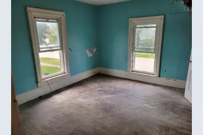 143 1st Avenue SE, Wells, MN 56097 - Photo 10