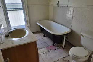 143 1st Ave SE, Wells, MN 56097 - Photo 14