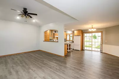 316 20th Street W, Glencoe, MN 55336 - Photo 6