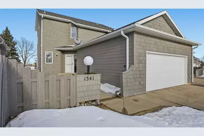 1341 E Rose Creek Parkway S #8, Fargo, ND 58104 - Photo 1