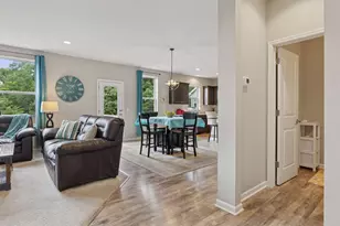 5530 Annapolis Ln N, Plymouth, MN 55446 - Photo 8