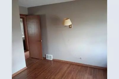 5107 Winchester Lane, Brooklyn Center, MN 55429 - Photo 2