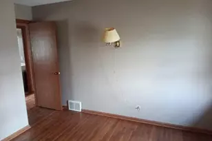 5107 Winchester Ln, Brooklyn Center, MN 55429 - Photo 2