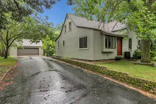 608 Summit Ave S, Sauk Rapids, MN 56379 - Photo 8