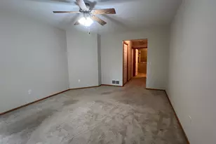 1525 Pine Pointe, White Bear Lake, MN 55110 - Photo 14