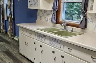 310 3rd St S, Browns Valley, MN 56219 - Photo 16