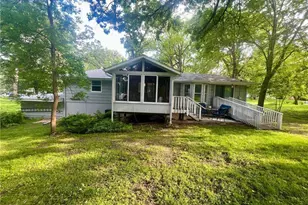 16848 Patricia Ln, Minnetonka, MN 55345 - Photo 4