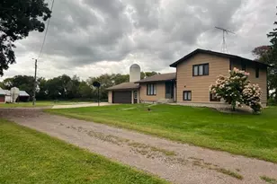 59518 300th St, Litchfield, MN 55355 - Photo 1