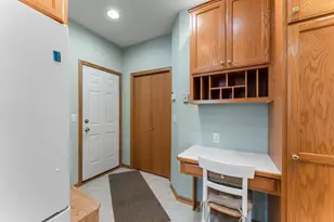 8867 Preserve Pl, Savage, MN 55378 - Photo 14