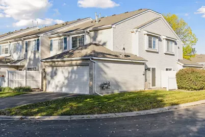 9440 Jewel Lane N, Maple Grove, MN 55311 - Photo 2