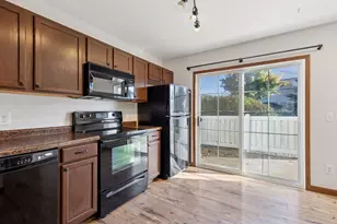 9440 Jewel Ln N, Maple Grove, MN 55311 - Photo 12