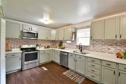 601 Park Avenue, Sacred Heart, MN 56285 - Photo 2