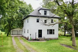 601 Park Ave, Sacred Heart, MN 56285 - Photo 4