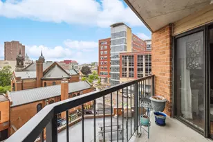 78 10th Street E, Saint Paul, MN 55101 - Photo 8