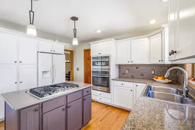 585 High Ridge Circle, Mendota Heights, MN 55118 - Photo 24