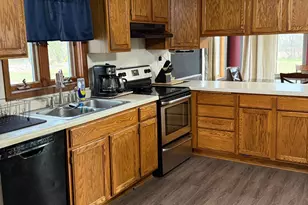 32540 Paul Ave, Worthington, MN 56187 - Photo 4