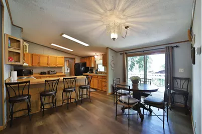 801 E Lake Street, Osakis, MN 56360 - Photo 2
