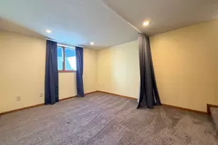 2032 Valleyhigh Dr NW, Rochester, MN 55901 - Photo 30