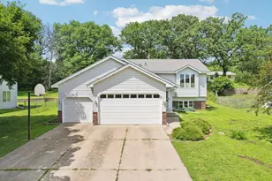 2285 Valley View Ave E, Maplewood, MN 55119 - Photo 1